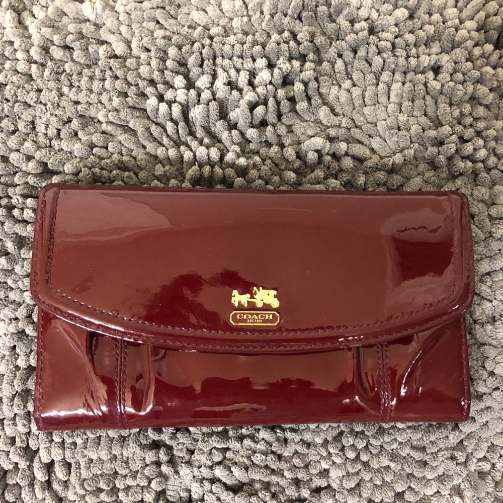 COACH | Burgundy Patent Leather Wallet